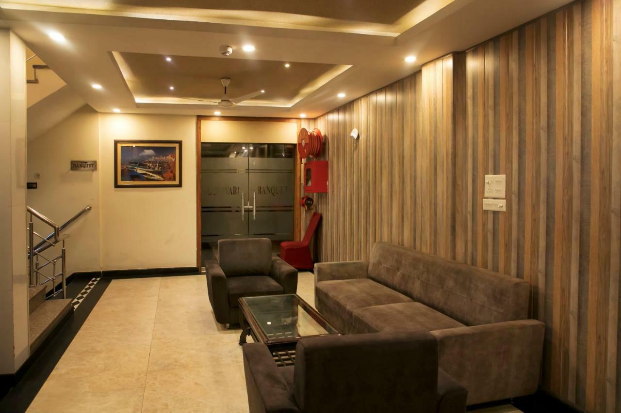 Hotel Ganges Grand Váránasí Exteriér fotografie