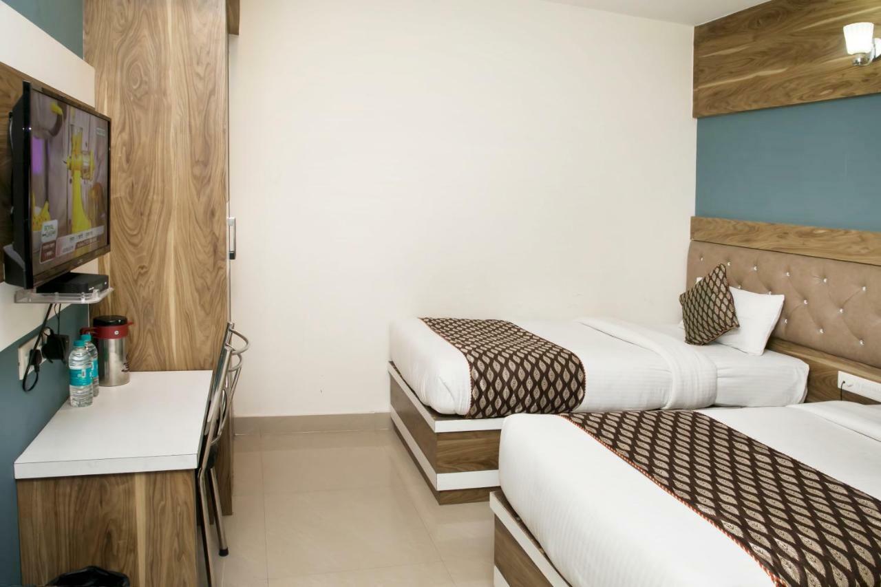 Hotel Ganges Grand Váránasí Exteriér fotografie