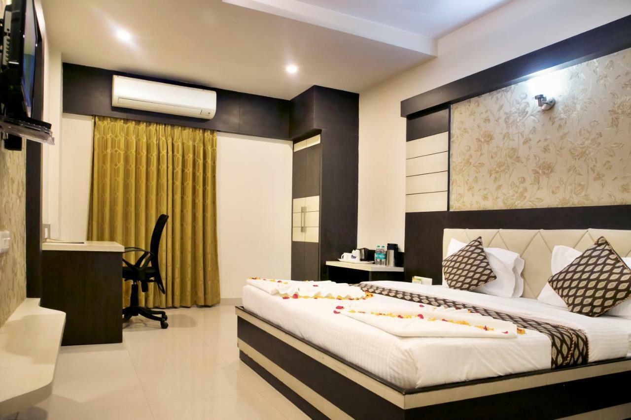 Hotel Ganges Grand Váránasí Exteriér fotografie