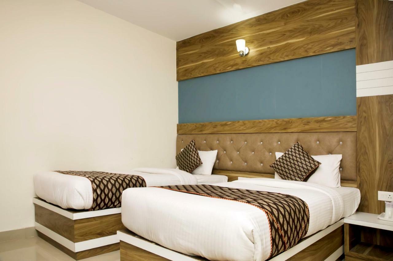 Hotel Ganges Grand Váránasí Exteriér fotografie