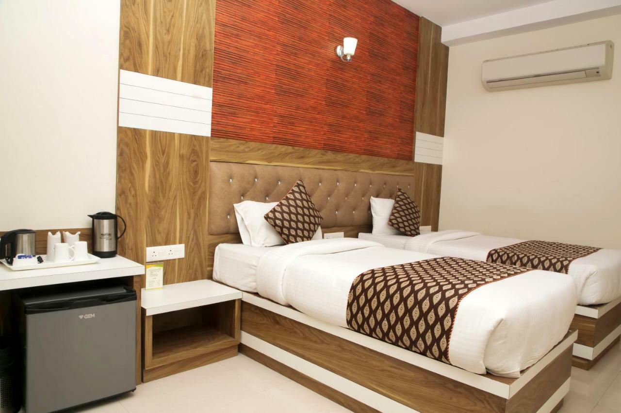 Hotel Ganges Grand Váránasí Exteriér fotografie