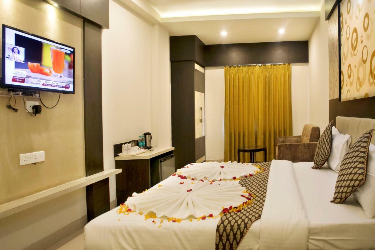 Hotel Ganges Grand Váránasí Exteriér fotografie
